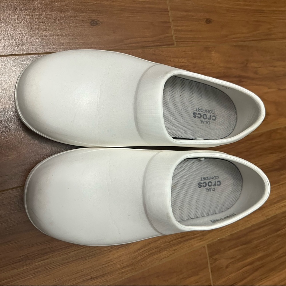 Crocs dual comfort white Clogs
